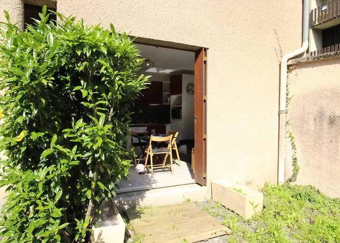 Rdc Pour 2/3 Pers Avec Jardin, Parking, Ll, Lv, Wifi - Proche Thermes Et Télécabine - Fr-1-313-223 * Bagnères-de-Luchon